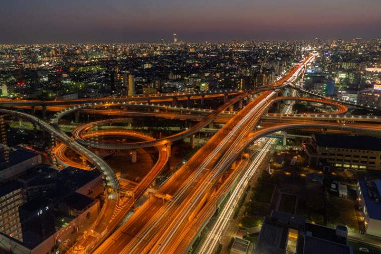 【大阪の絶景】東大阪市役所22階展望ロビーの夜景｜写真とアクセスなどを紹介