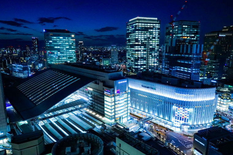 大阪梅田の夜景スポット「阪急グランドビル」｜夜景写真やアクセスなどを紹介