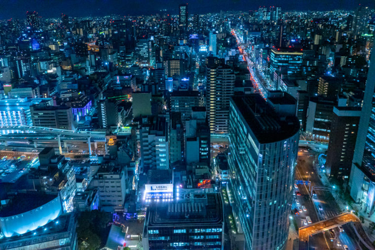 大阪梅田の夜景スポット「大阪駅前第3ビル」｜夜景写真とアクセスを紹介
