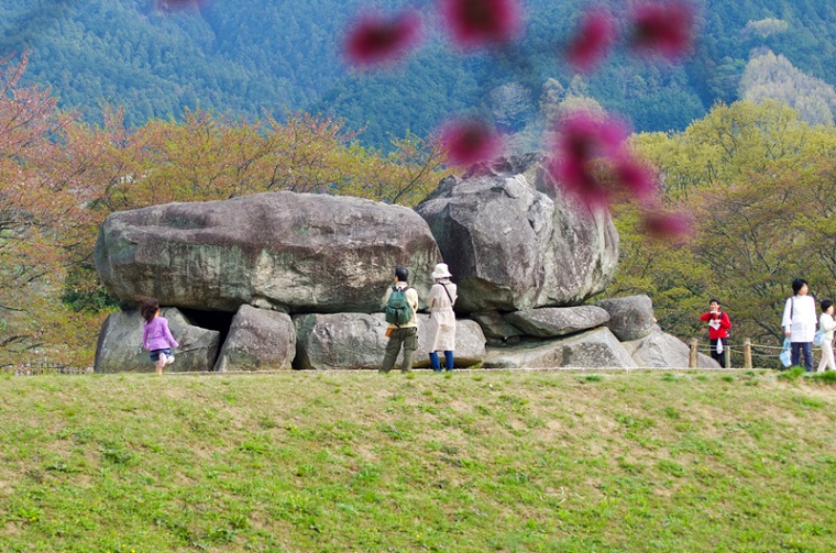 奈良のおすすめ絶景スポット「明日香村／石舞台古墳」